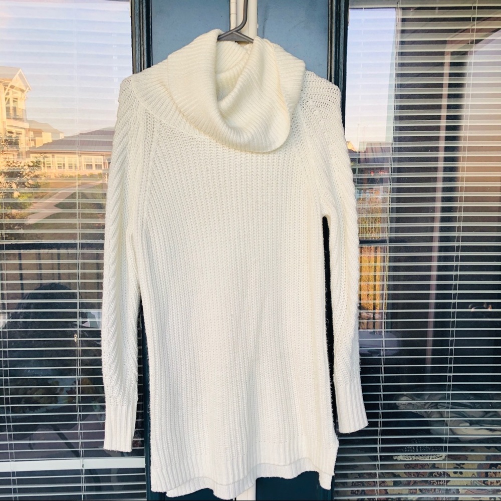 Knitwear white turtleneck